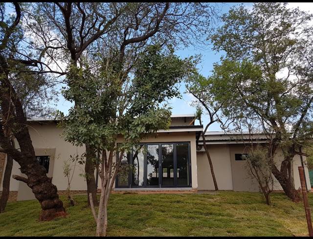 2 BEDROOM HOUSE FOR SALE IN WIGWAM